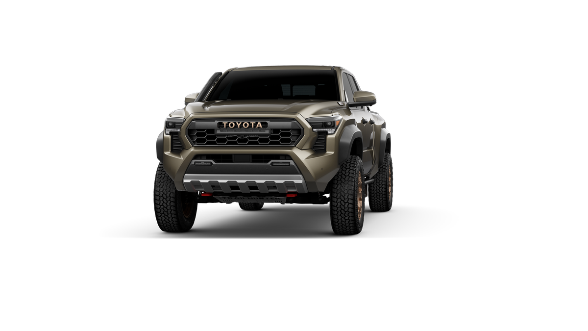 2026 Toyota Tacoma i-FORCE MAX Tacoma Trailhunter