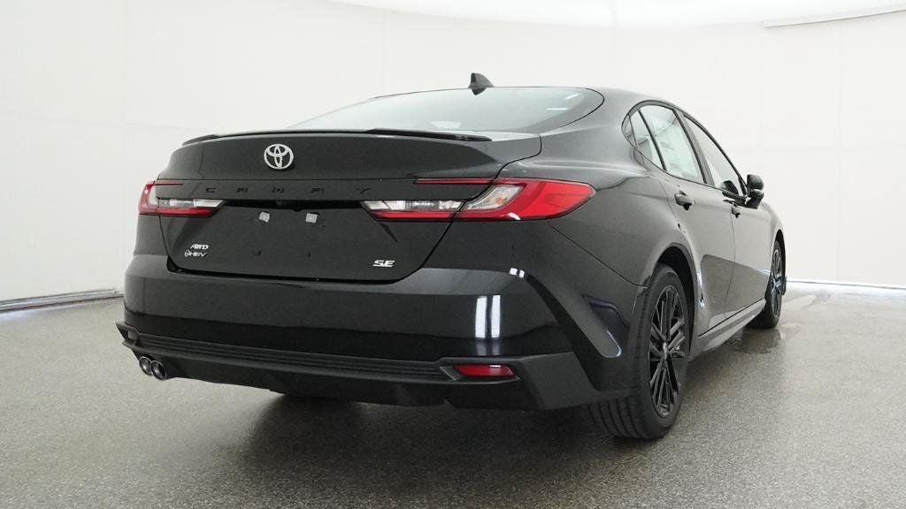 2026 Toyota Camry SE AWD