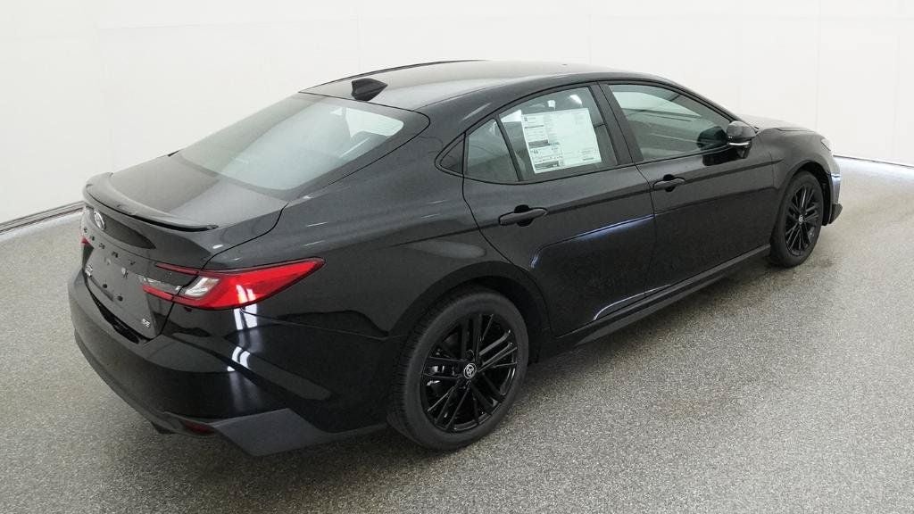 2026 Toyota Camry SE AWD