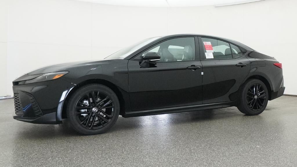 2026 Toyota Camry SE AWD