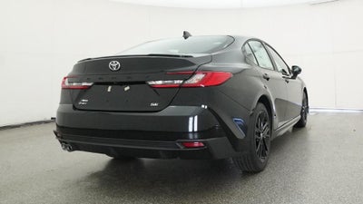 2026 Toyota Camry SE AWD
