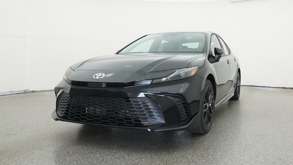 2026 Toyota Camry SE AWD