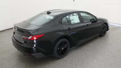 2026 Toyota Camry SE AWD
