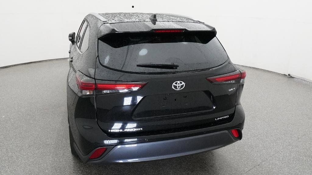 2026 Toyota Highlander Hybrid Limited