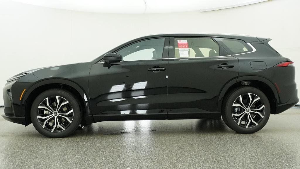 2026 Toyota Toyota Crown Signia XLE