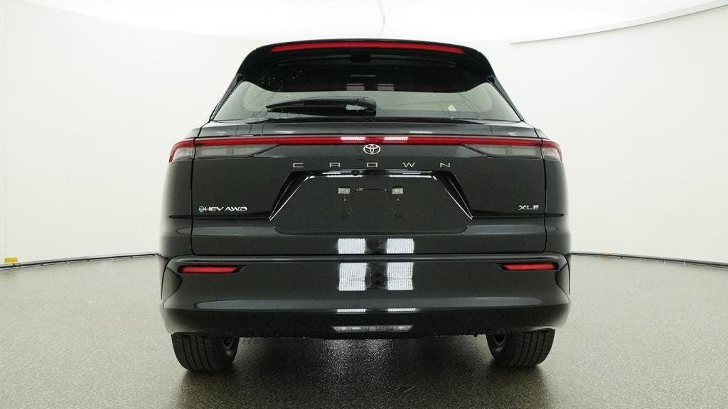 2026 Toyota Toyota Crown Signia XLE