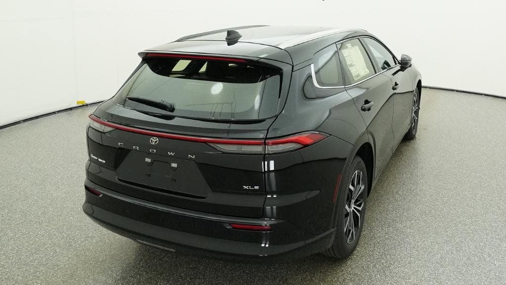 2026 Toyota Toyota Crown Signia XLE