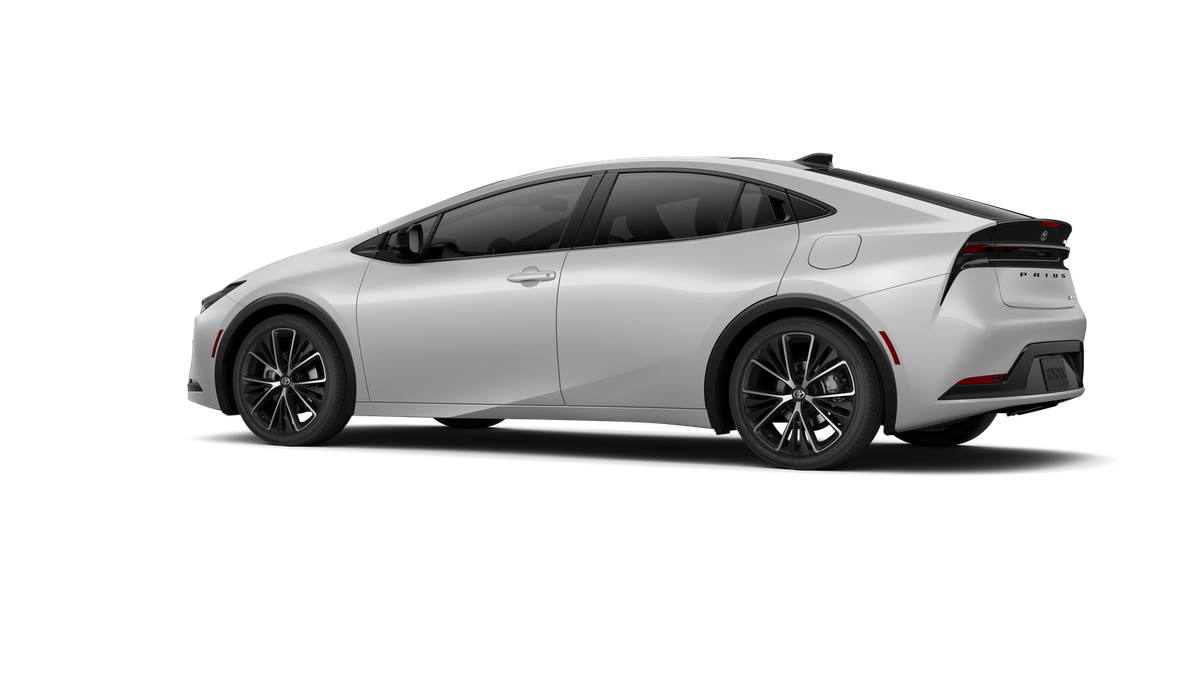 2027 Toyota Prius XLE