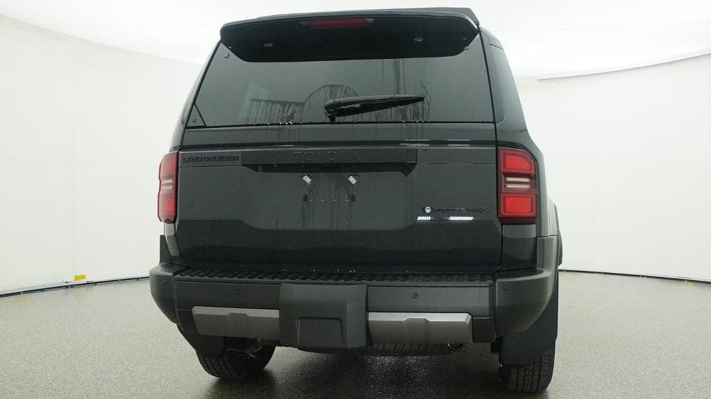 2027 Toyota Land Cruiser Base