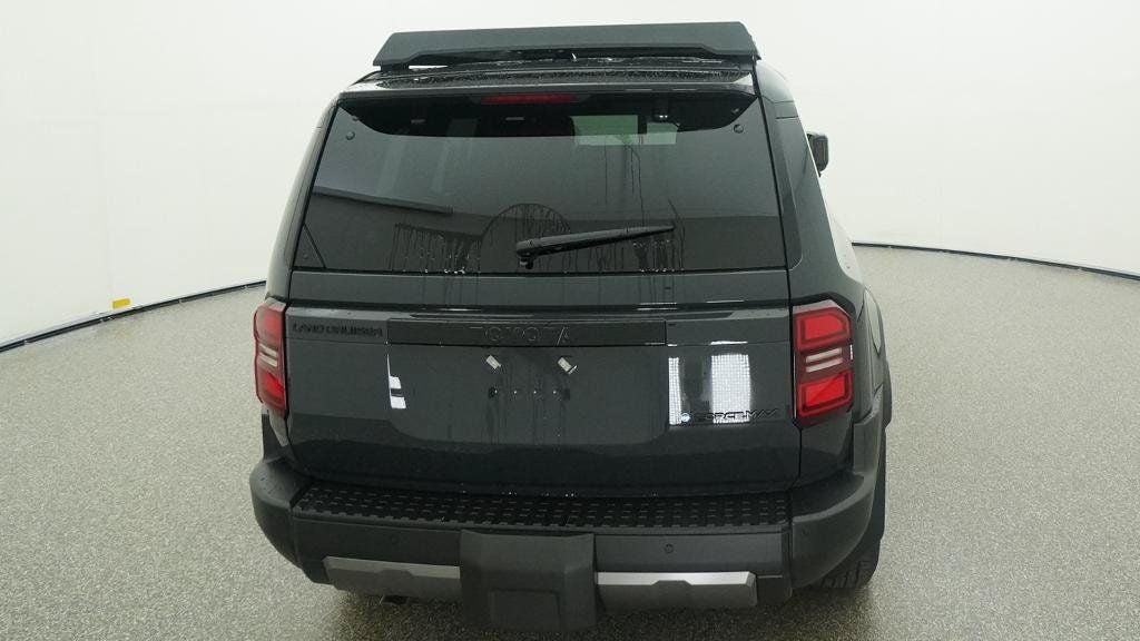 2027 Toyota Land Cruiser Base