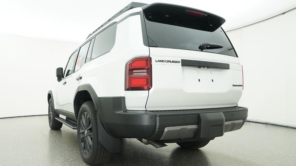 2027 Toyota Land Cruiser Base