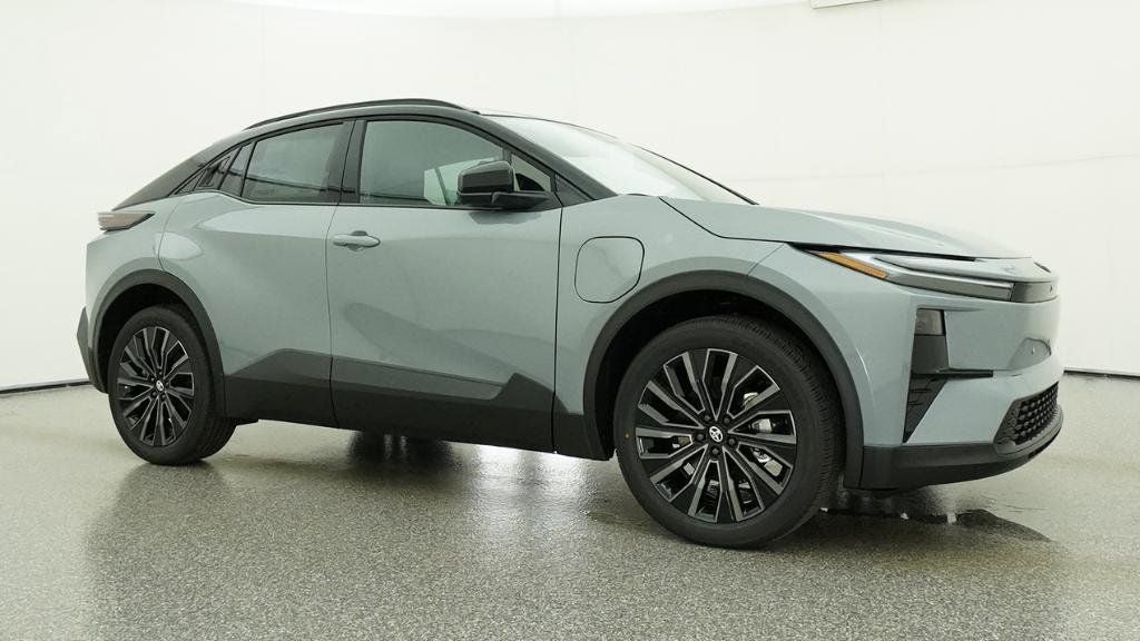 2026 Toyota C-HR XSE