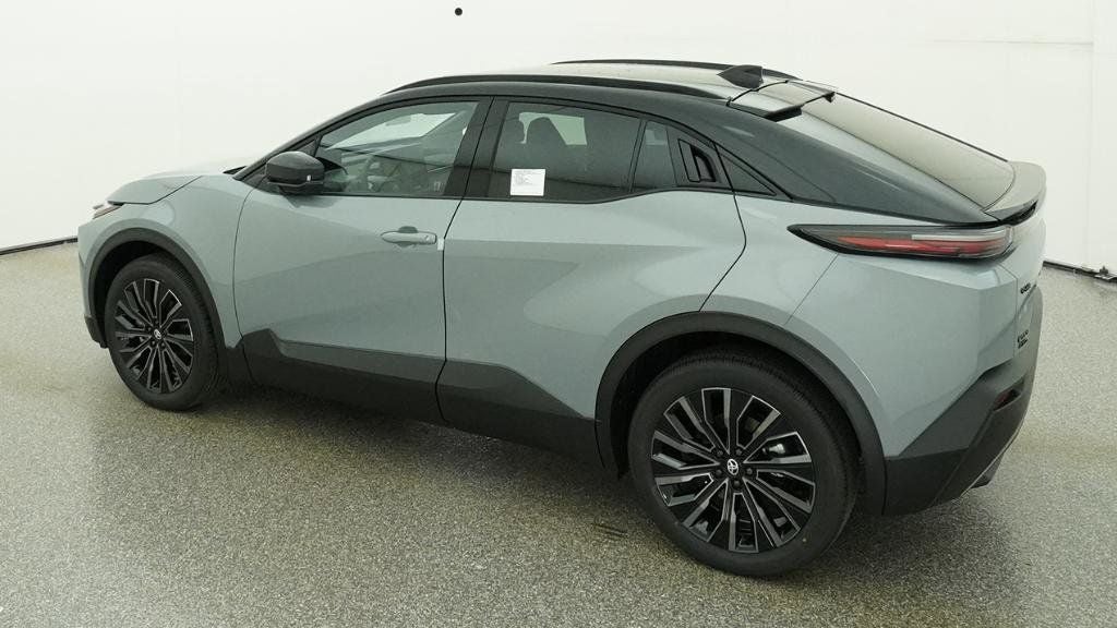 2026 Toyota C-HR XSE