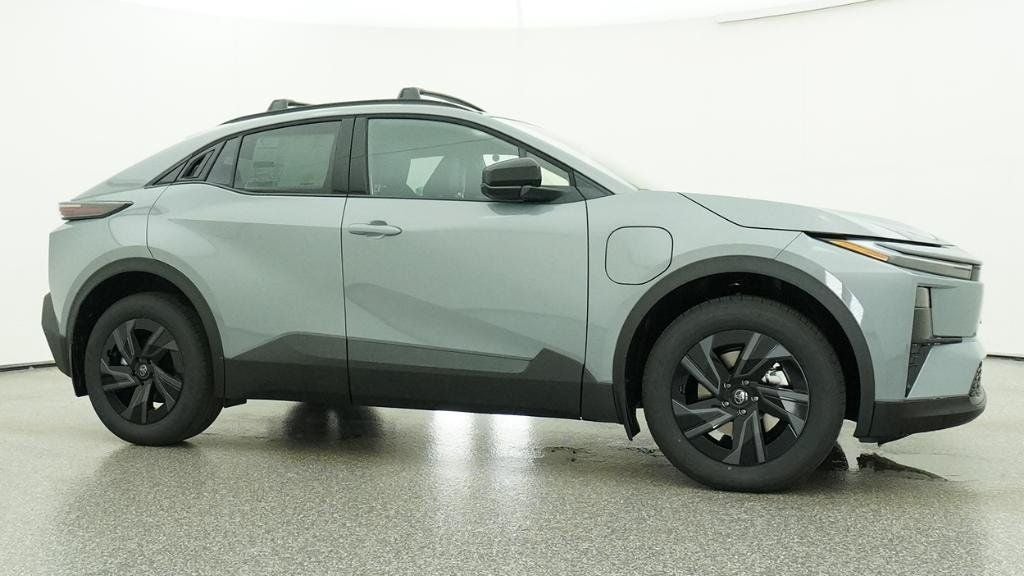 2026 Toyota C-HR SE