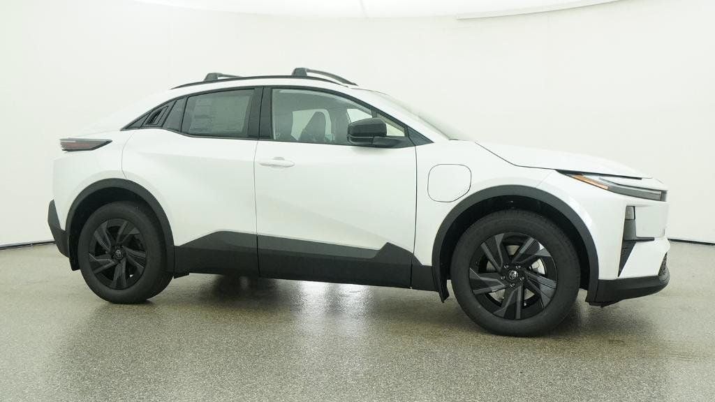 2026 Toyota C-HR SE