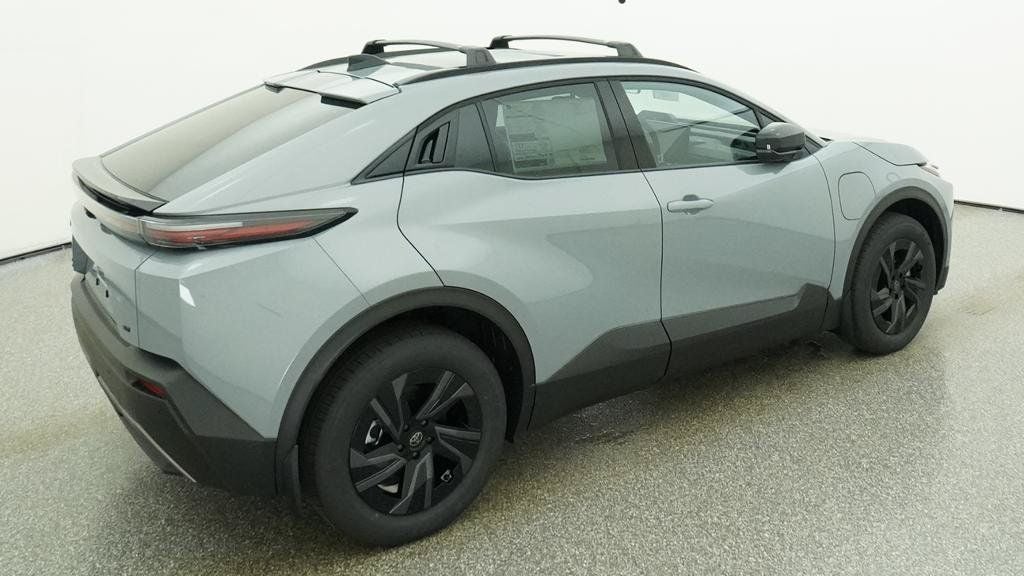 2026 Toyota C-HR SE