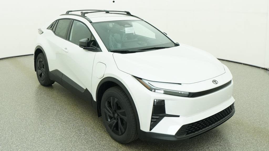 2027 Toyota C-HR SE