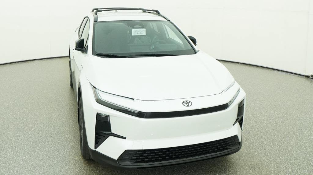2027 Toyota C-HR SE