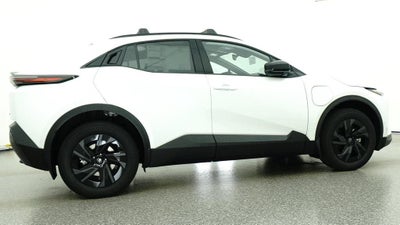 2027 Toyota C-HR SE