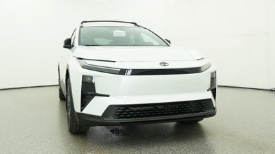 2027 Toyota C-HR SE