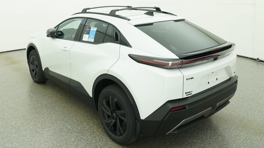 2027 Toyota C-HR SE