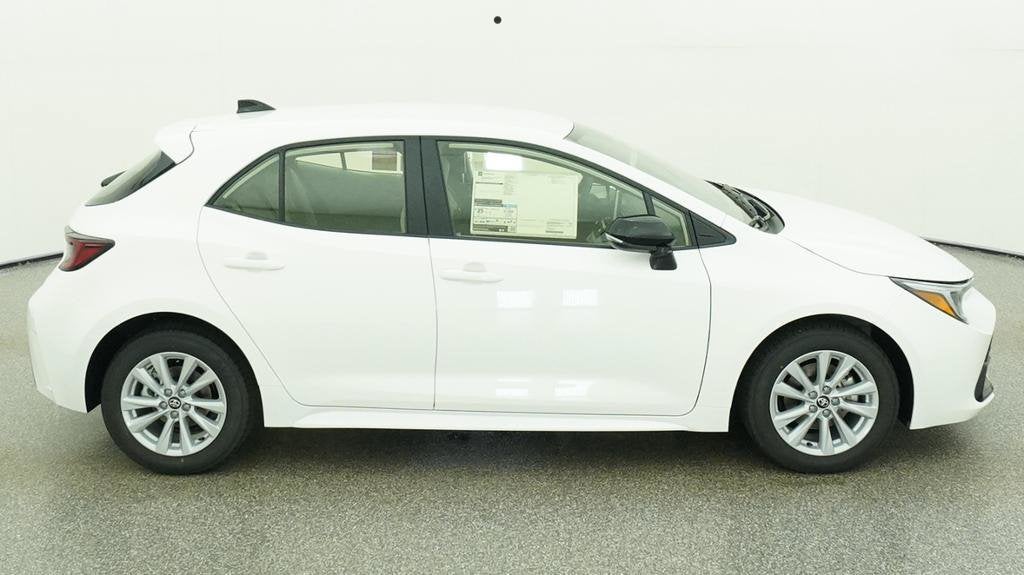 2027 Toyota Corolla Hatchback SE