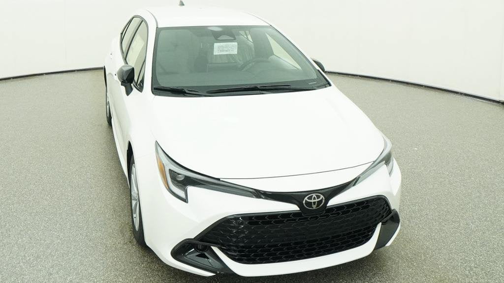 2027 Toyota Corolla Hatchback SE