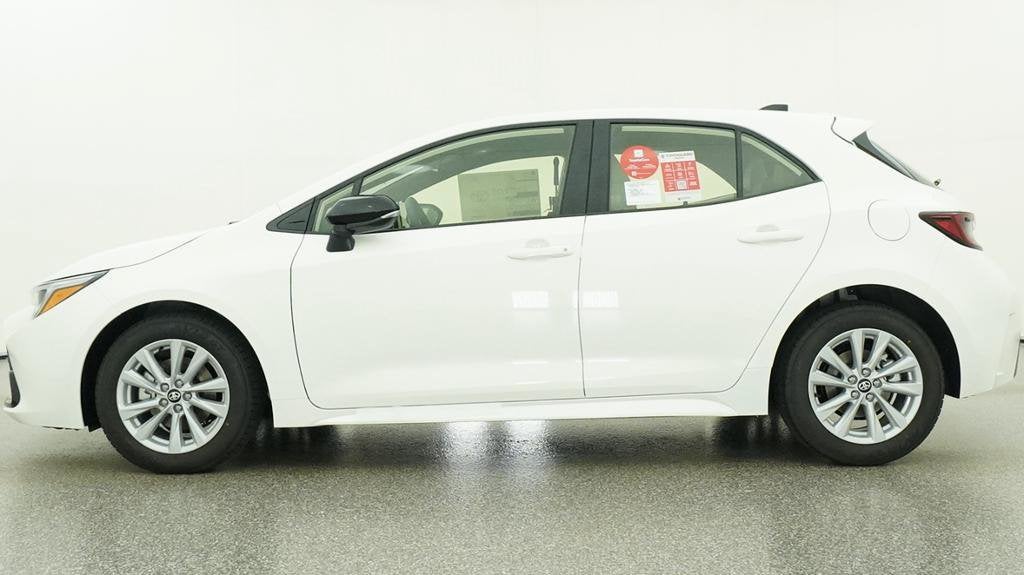 2027 Toyota Corolla Hatchback SE