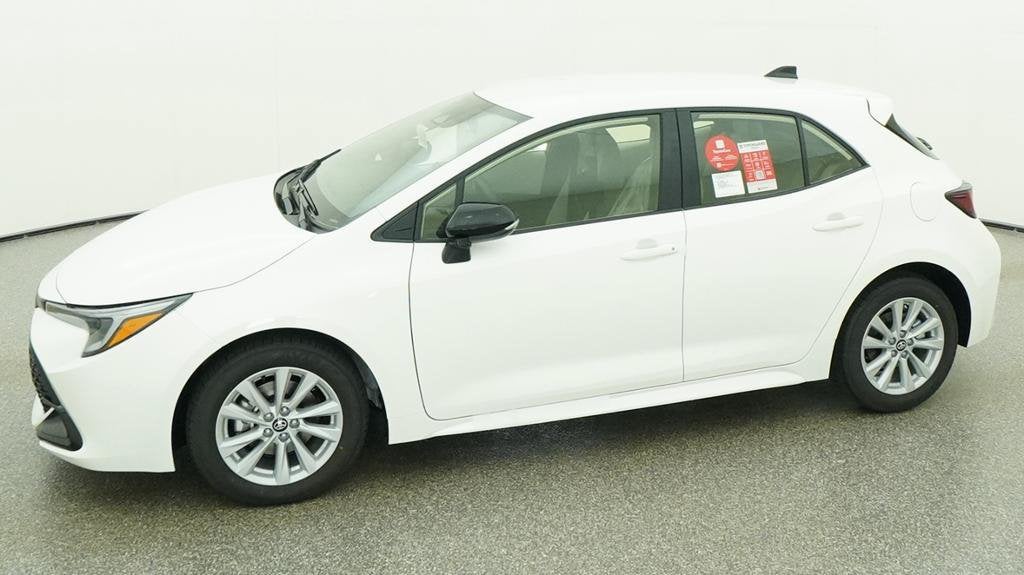 2027 Toyota Corolla Hatchback SE