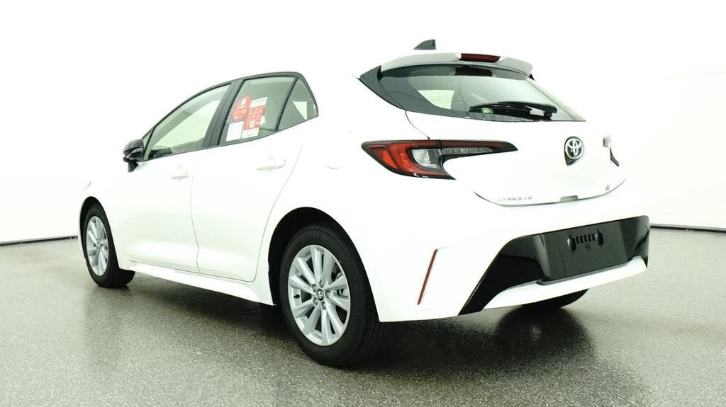 2027 Toyota Corolla Hatchback SE