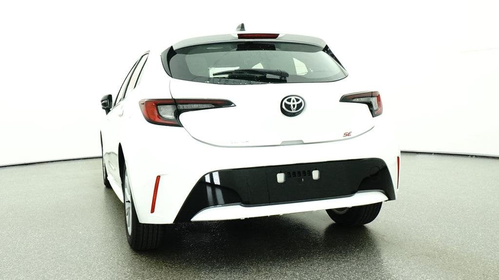 2027 Toyota Corolla Hatchback SE