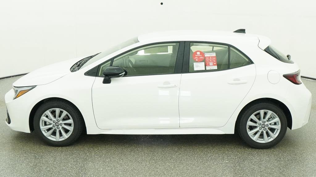 2027 Toyota Corolla Hatchback SE